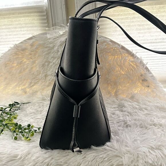 Michael Kors Voyager Large Black Leather Signature MK perforated Logo Tote Bag - Picture 3 of 14